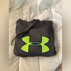 Under Armour hoodie size XS